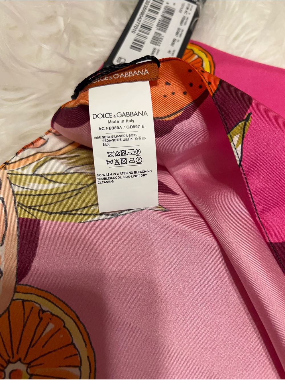 Dolce & Gabbana Capri Citrus Print Silk Twill Scarf in pink with orange fruit . - Picture 5 of 11